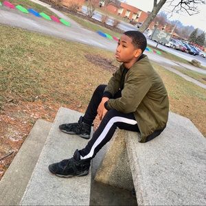 Meet your Posher, Eugene